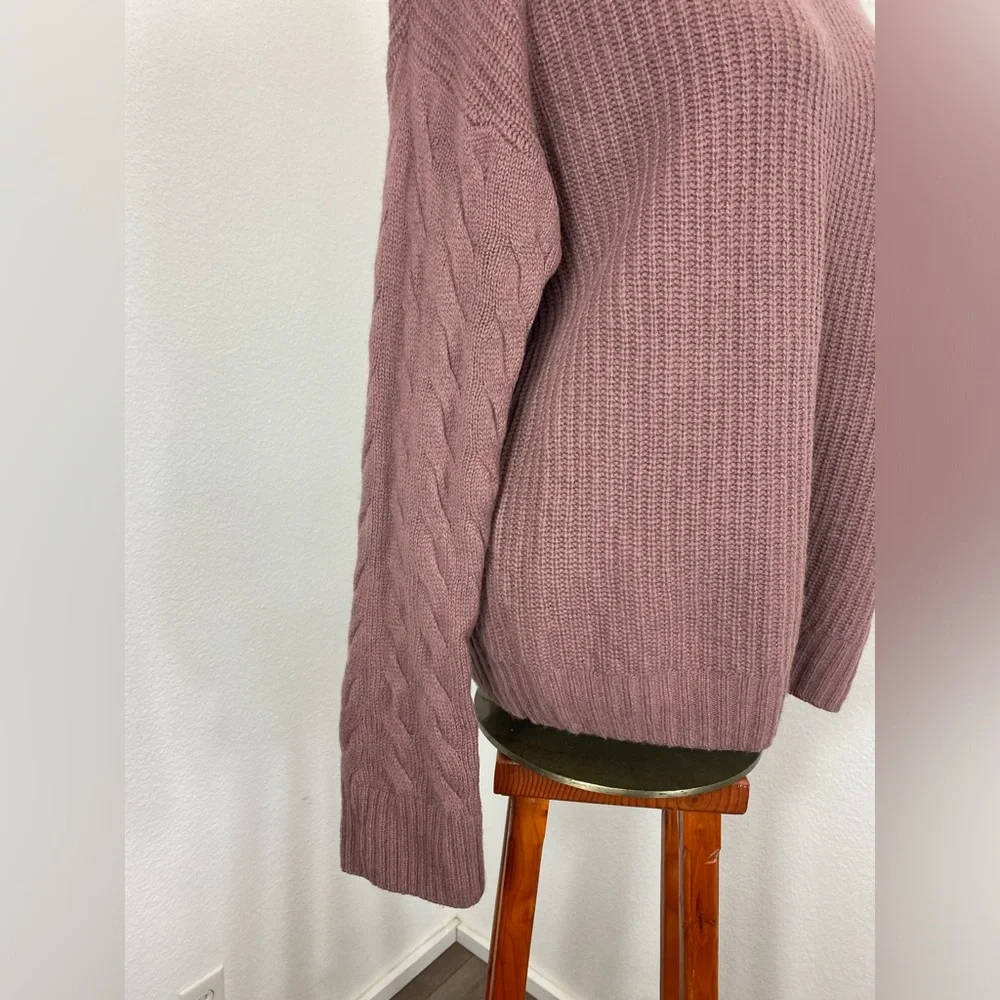 Gentle Herd Women’s Sweater M Slouch Turtle Neck In Mauve Cable Sleeve Yak Wool - Picture 8 of 15